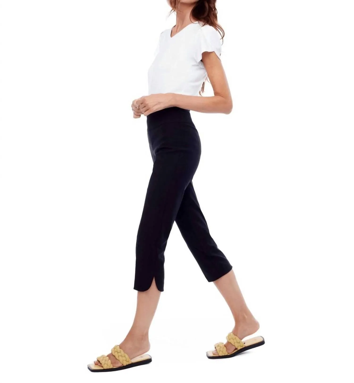 22" Petal Capri Solid Techno Pant In Black