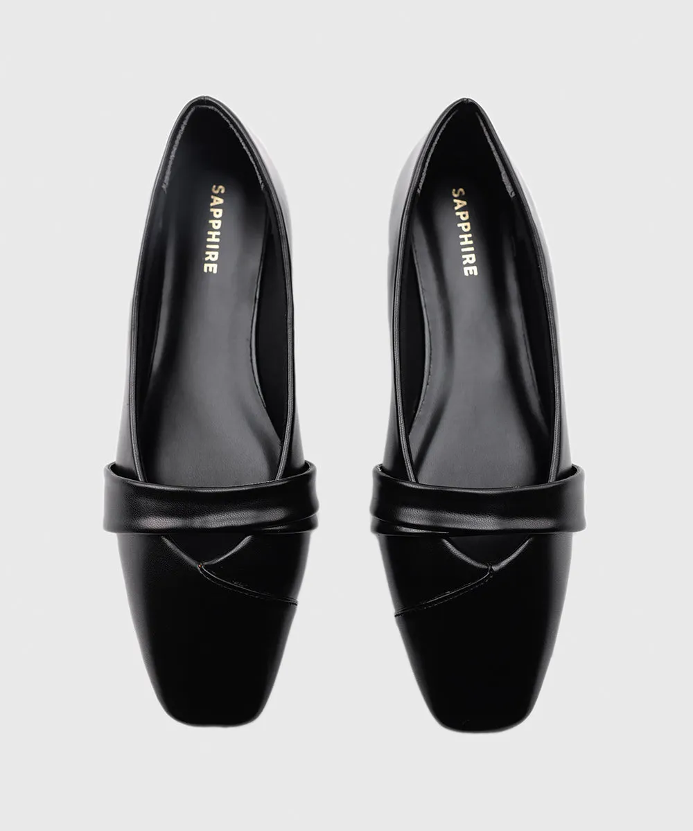 Black Moccasins