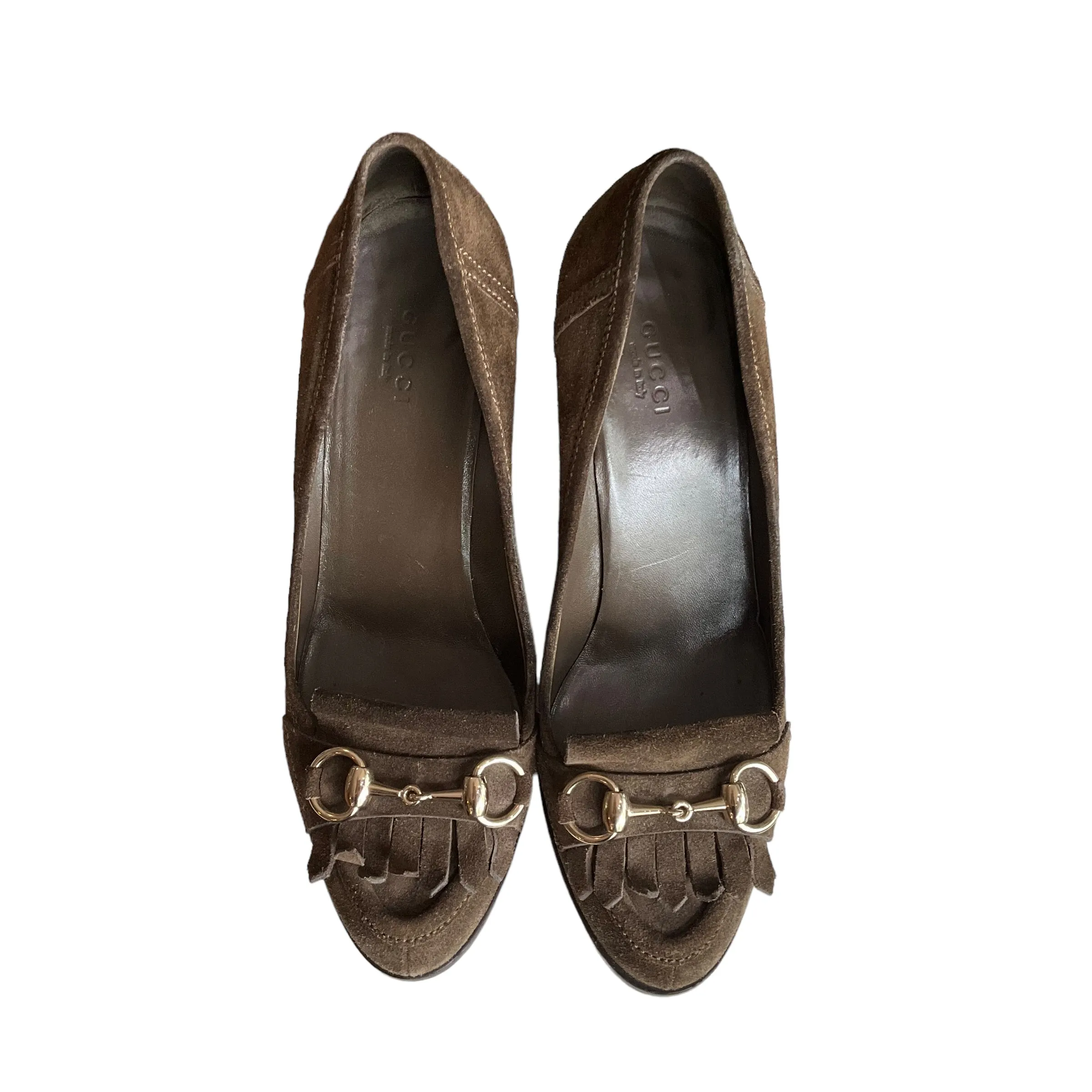 Gucci Suede Fringe Pumps. Size 8