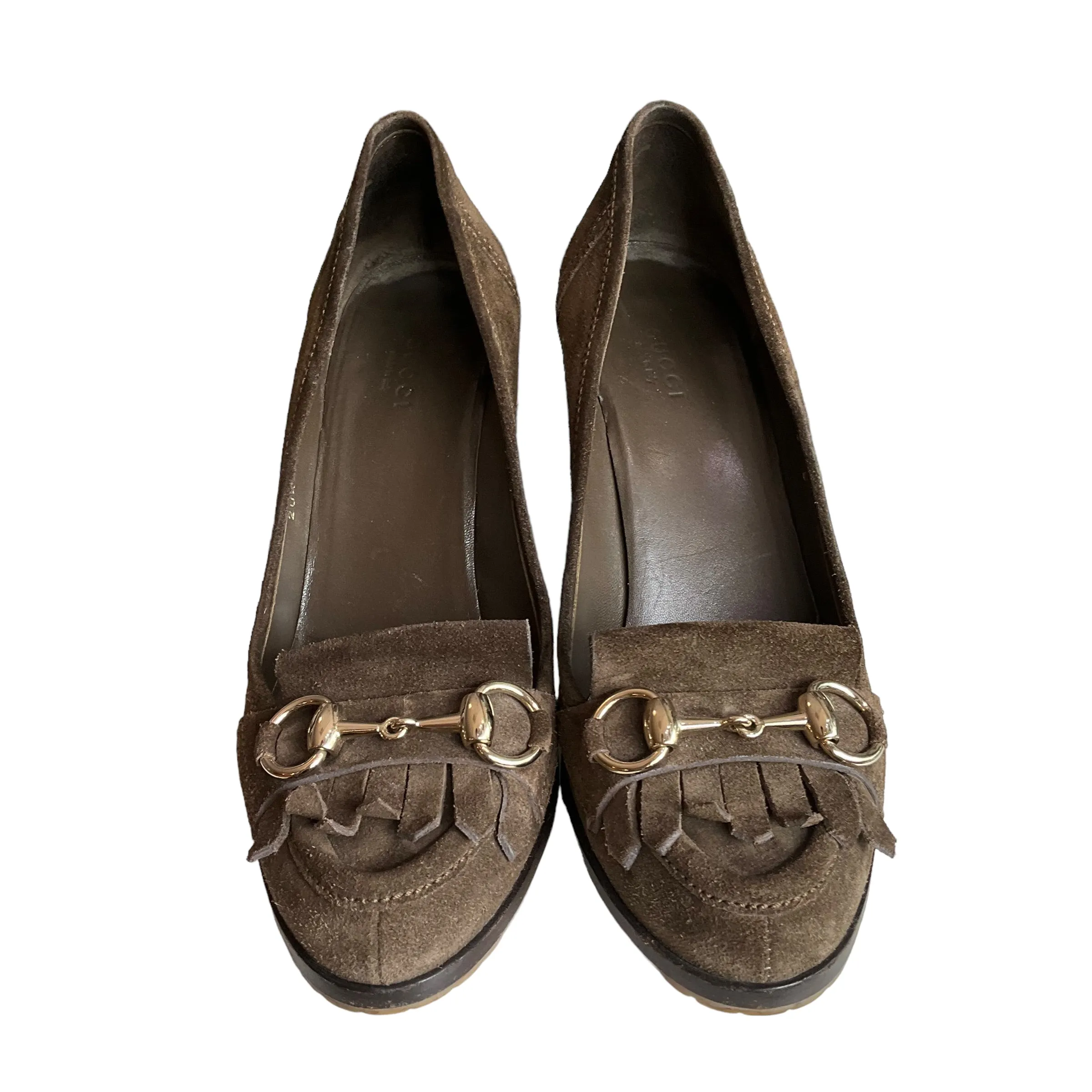 Gucci Suede Fringe Pumps. Size 8