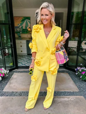 NEW BEGINNINGS ROSE BLAZER PANT SET - YELLOW