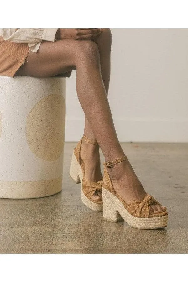 OASIS SOCIETY Mackenzie - Espadrille Wedge Sandal, Latte