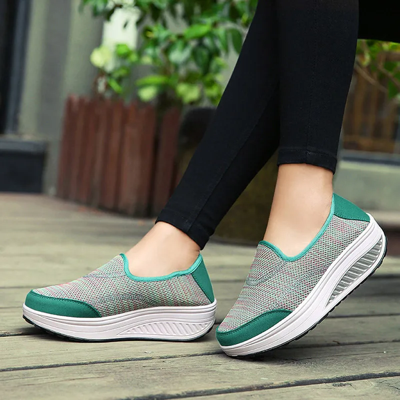 Women's Flying Woven Comfy Walking Sneakers